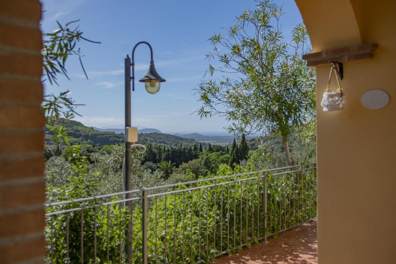 Villa Denise Campiglia Marittima Exterior photo